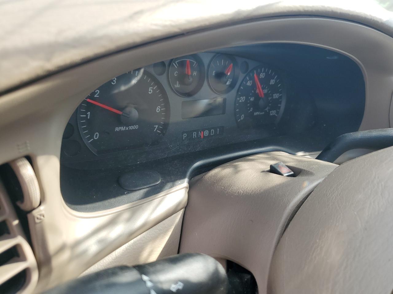 2004 Ford Taurus Ses VIN: 1FAFP55U94A177845 Lot: 61064274