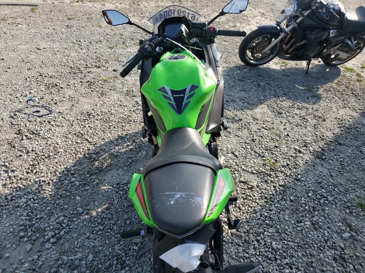 ML5EXER1XPDAB1125 Kawasaki Ex650 R  6