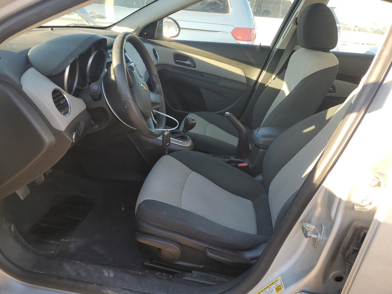 2011 Chevrolet Cruze - Image 7
