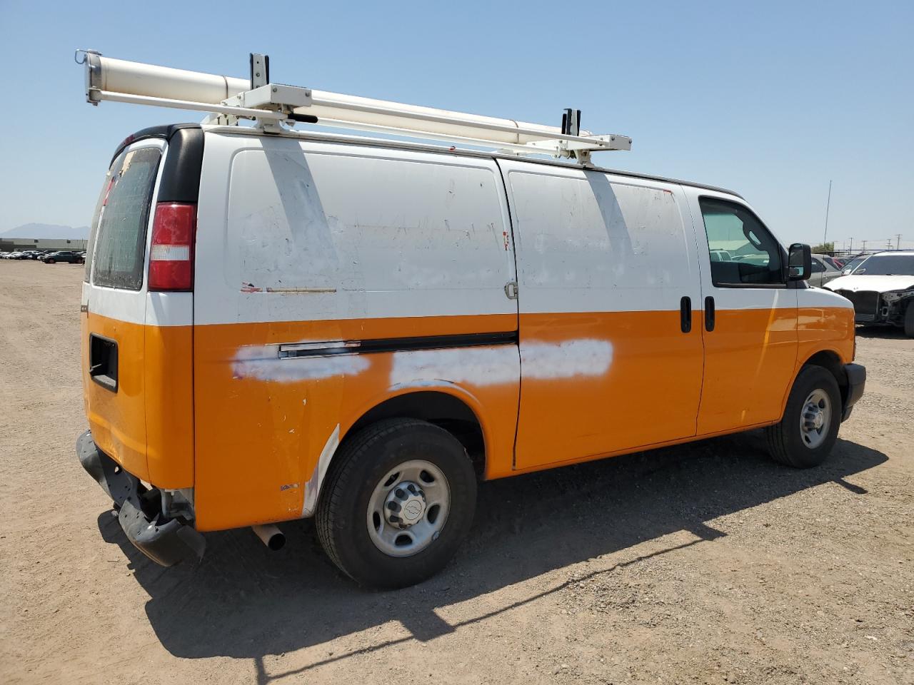 2017 Chevrolet Express G2500 VIN: 1GCWGAFF2H1174178 Lot: 50548944