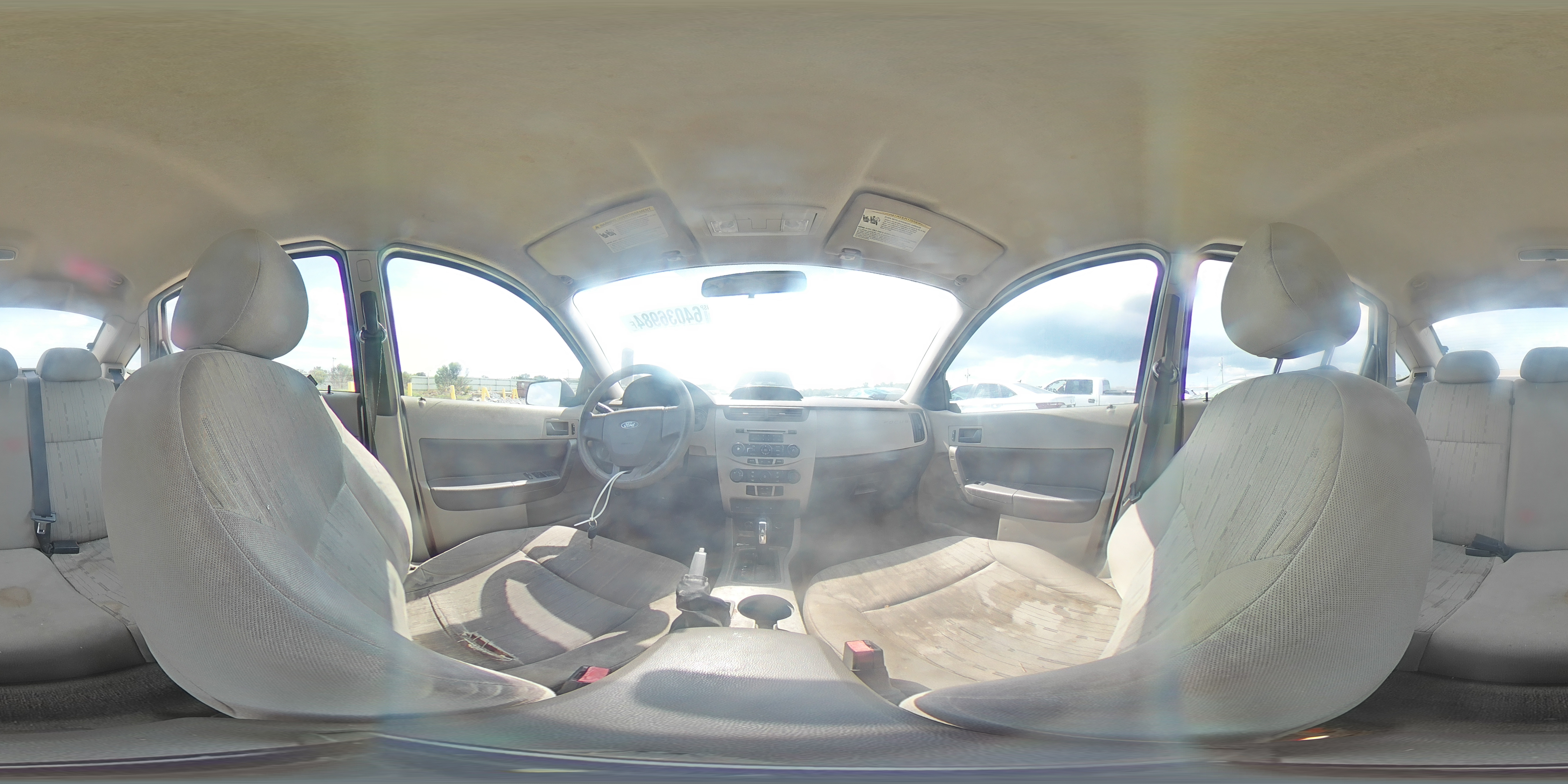 2010 Ford Focus - Image 12