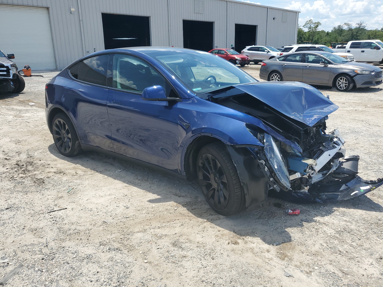 7SAYGDEE0PF936564 2023 Tesla Model Y