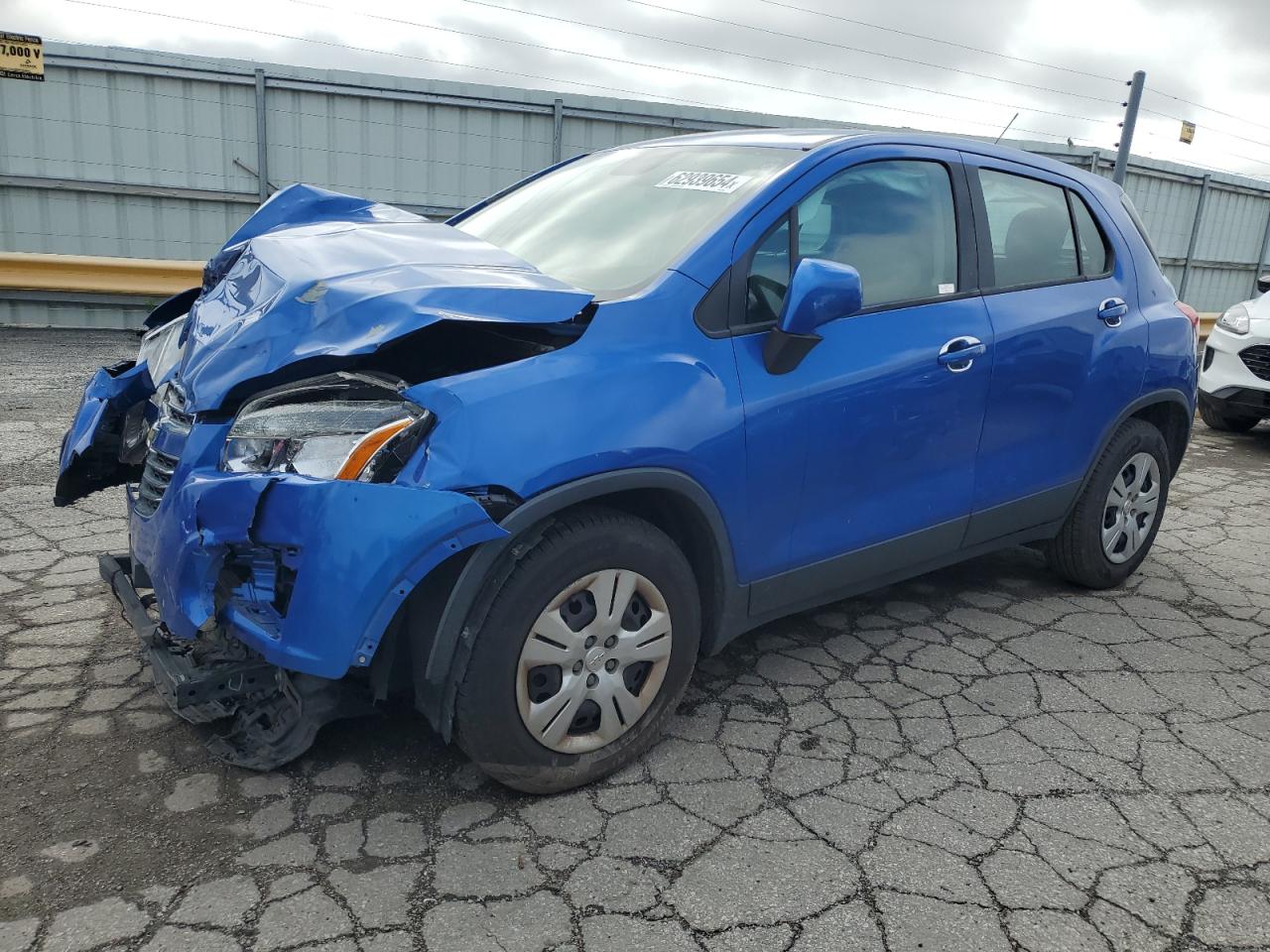 KL7CJKSB7FB221836 2015 CHEVROLET TRAX - Image 1