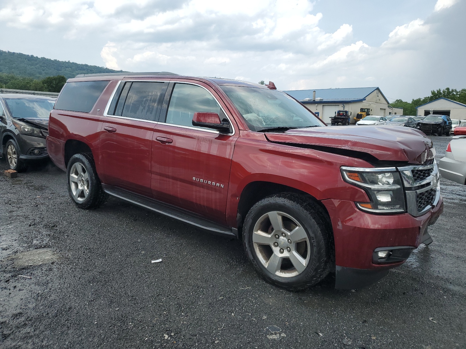 1GNSKHKC8HR254840 2017 Chevrolet Suburban K1500 Lt