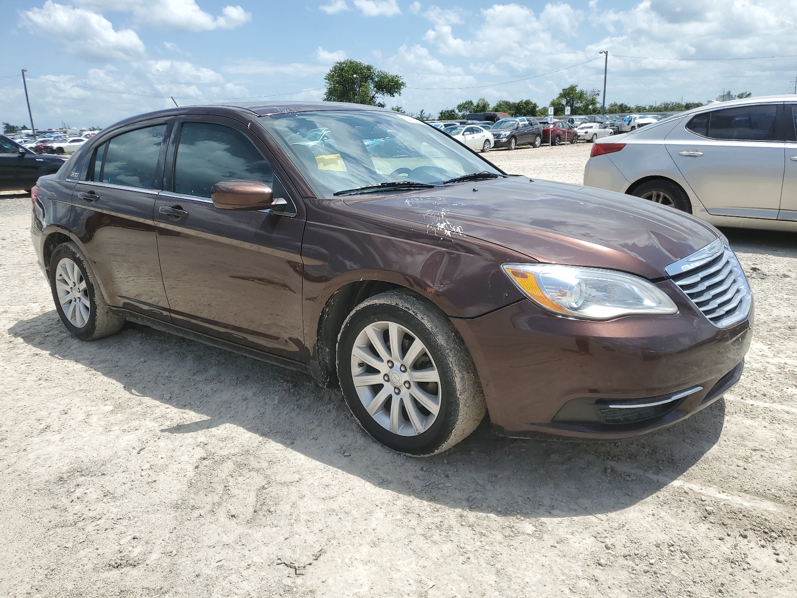 2012 Chrysler 200 Touring vin: 1C3CCBBG6CN329310