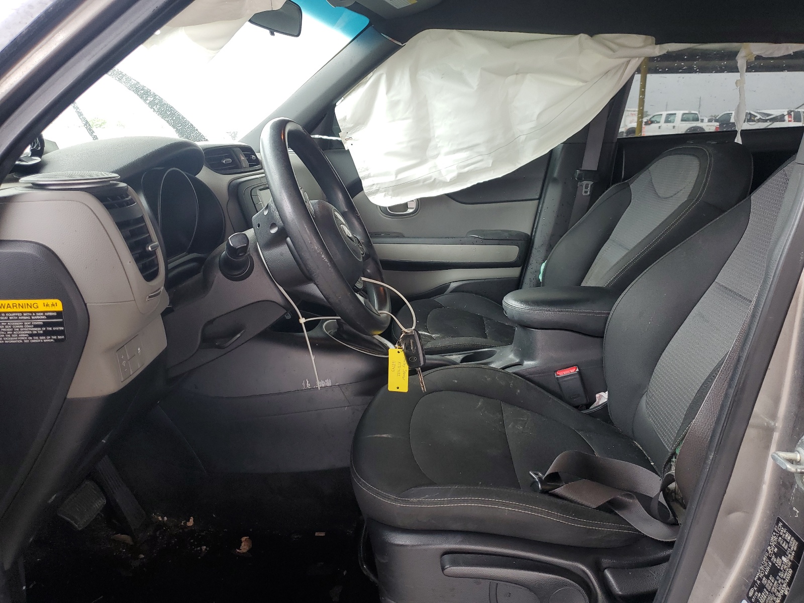 KNDJP3A53H7410130 2017 Kia Soul +