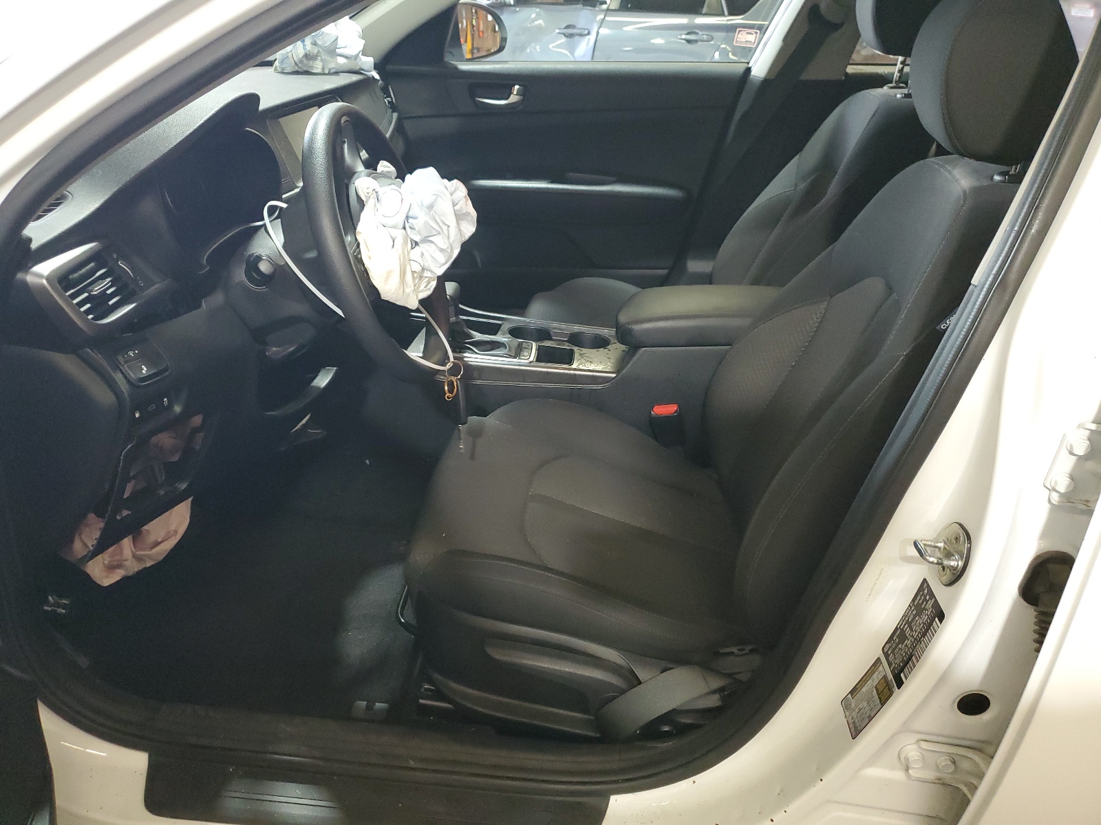 5XXGT4L38JG274713 2018 Kia Optima Lx