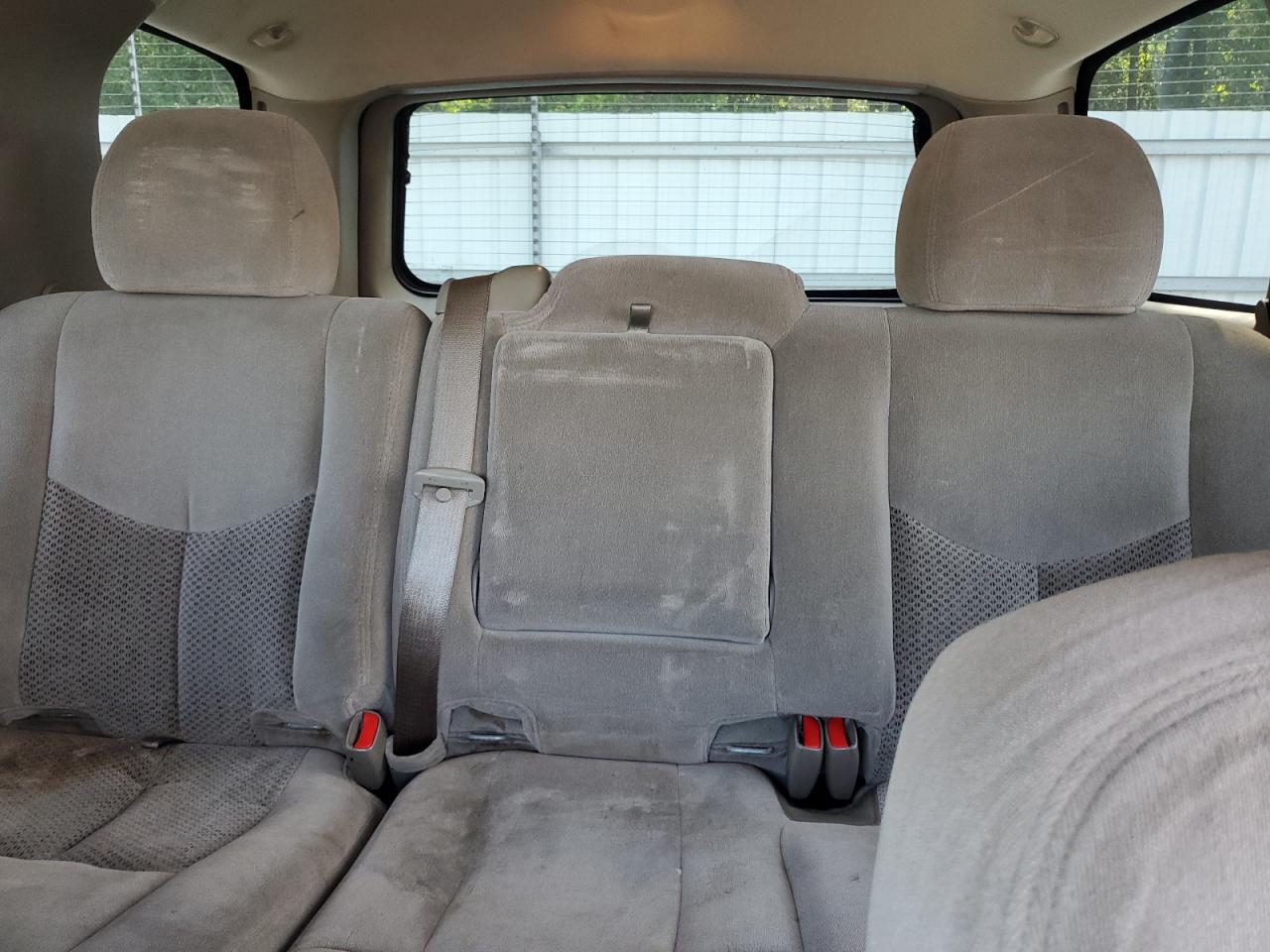 2005 Chevrolet Tahoe C1500 VIN: 1GNEC13Z85J225613 Lot: 65052434