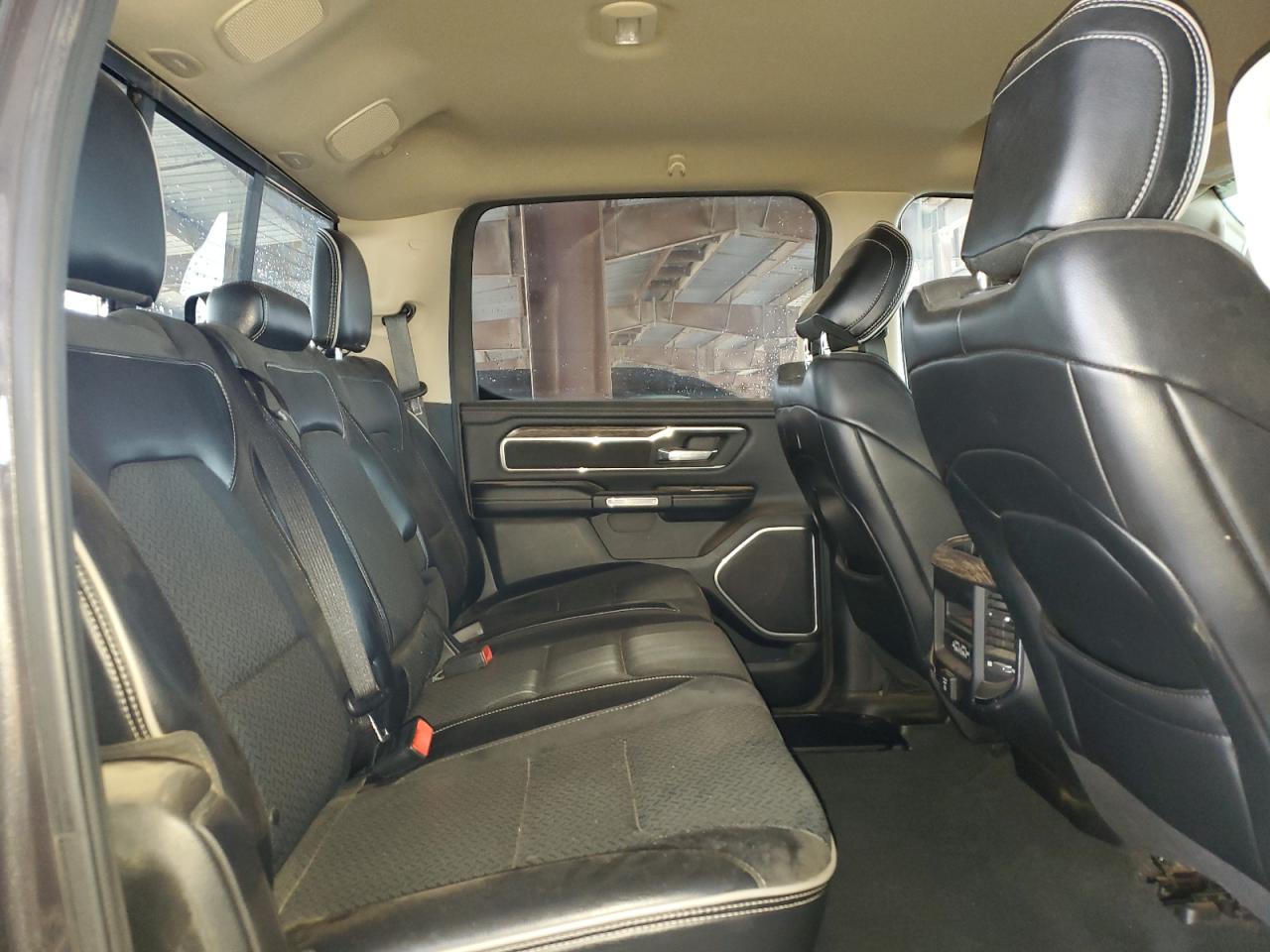 2019 Ram 1500 Laramie VIN: 1C6SRFJT4KN597676 Lot: 64208344