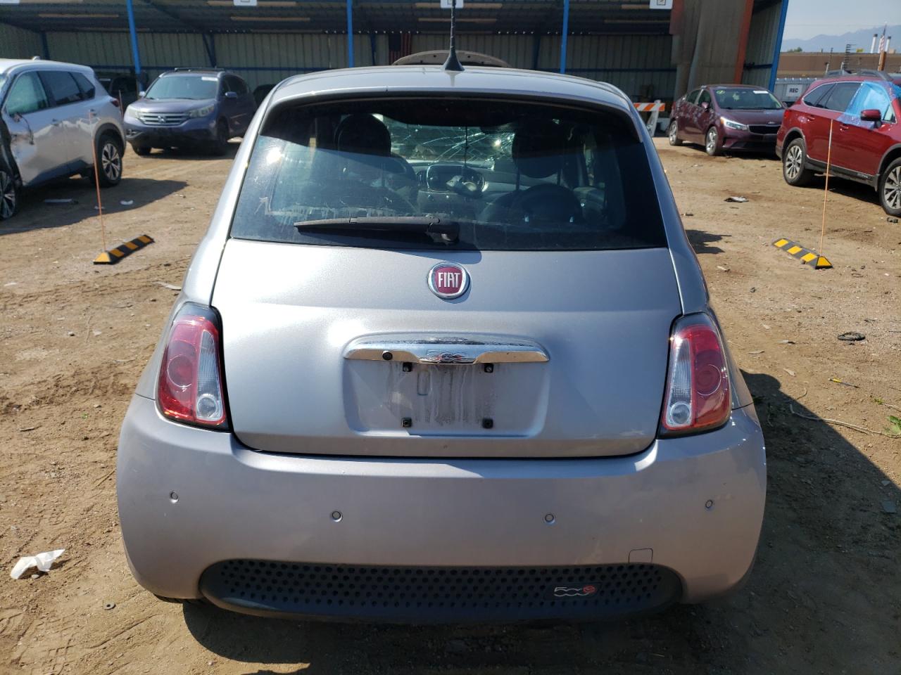 2018 Fiat 500 Electric VIN: 3C3CFFGE2JT374957 Lot: 63768444