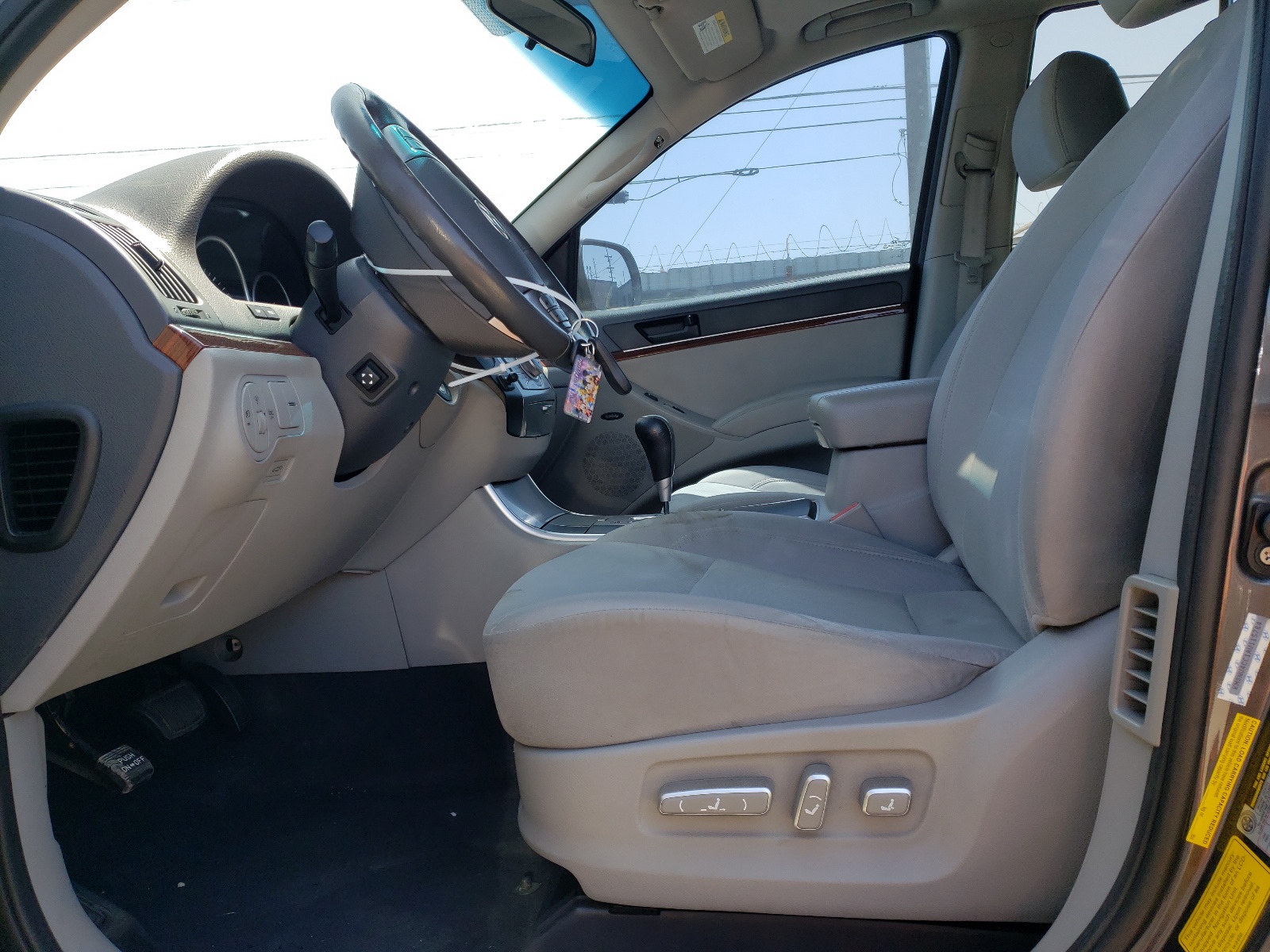 KM8NU4CC1AU115784 2010 Hyundai Veracruz Gls