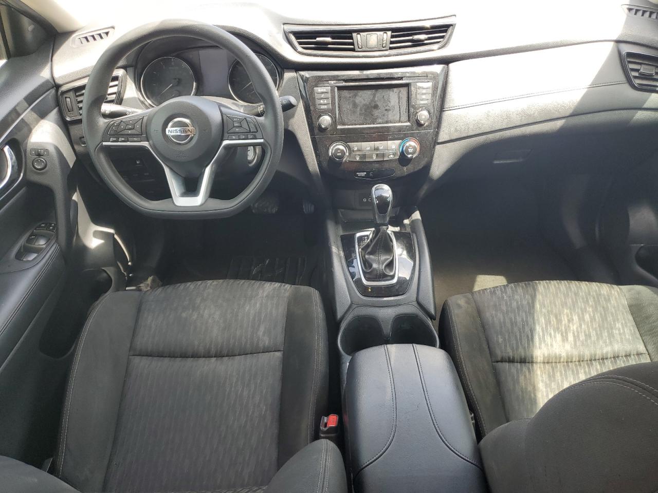 2018 Nissan Rogue - Image 8