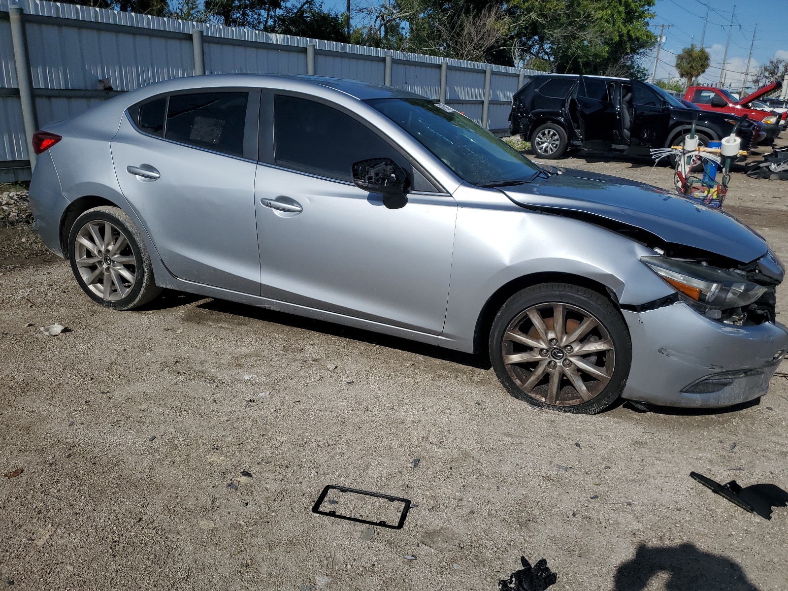 2017 Mazda 3 Touring vin: 3MZBN1V77HM106828