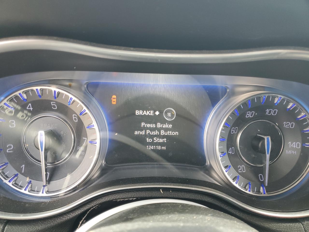 2017 Chrysler 300C VIN: 2C3CCAEG8HH586829 Lot: 62761034