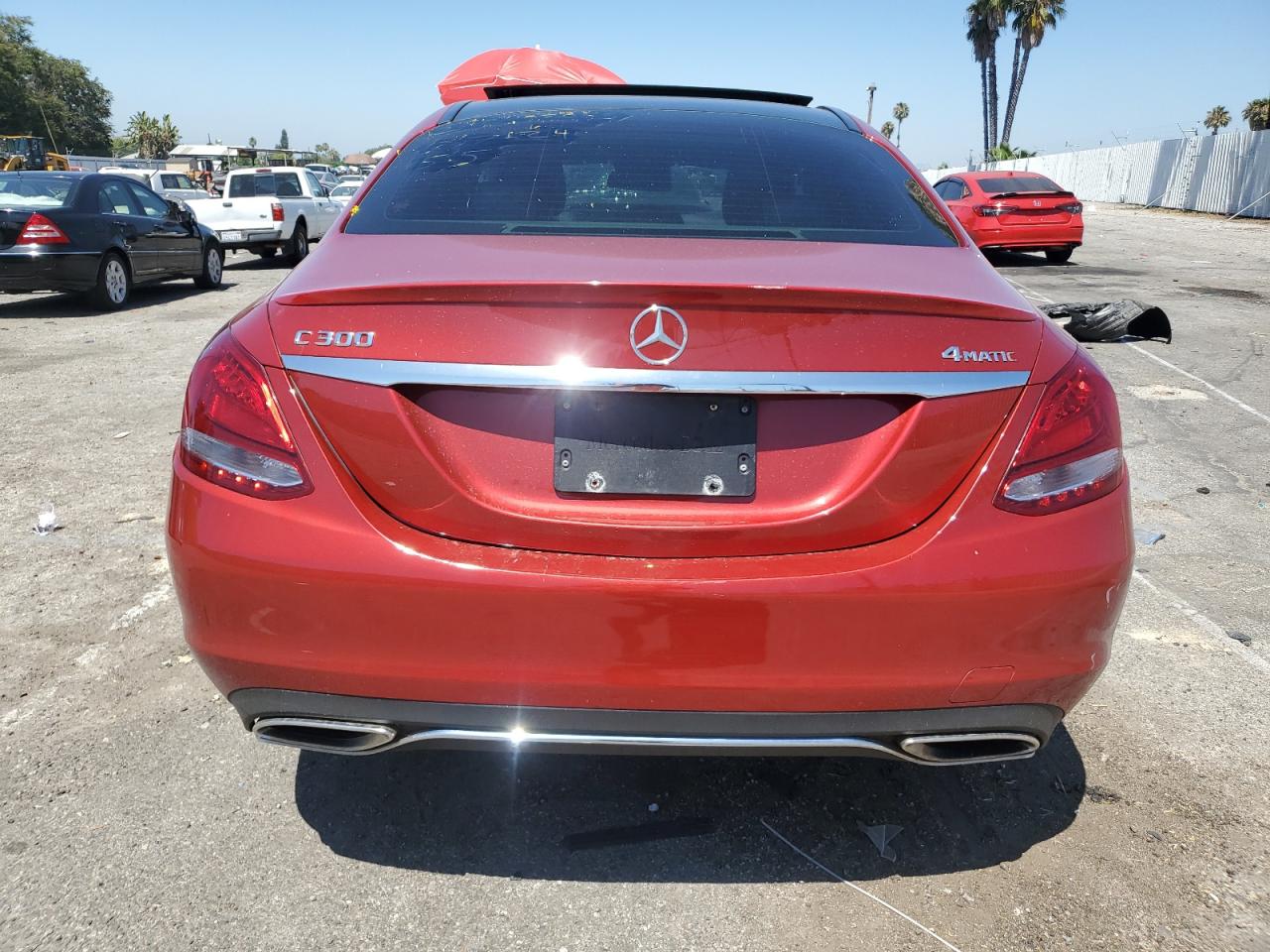 2016 Mercedes-Benz C 300 4Matic VIN: 55SWF4KBXGU142185 Lot: 63658534