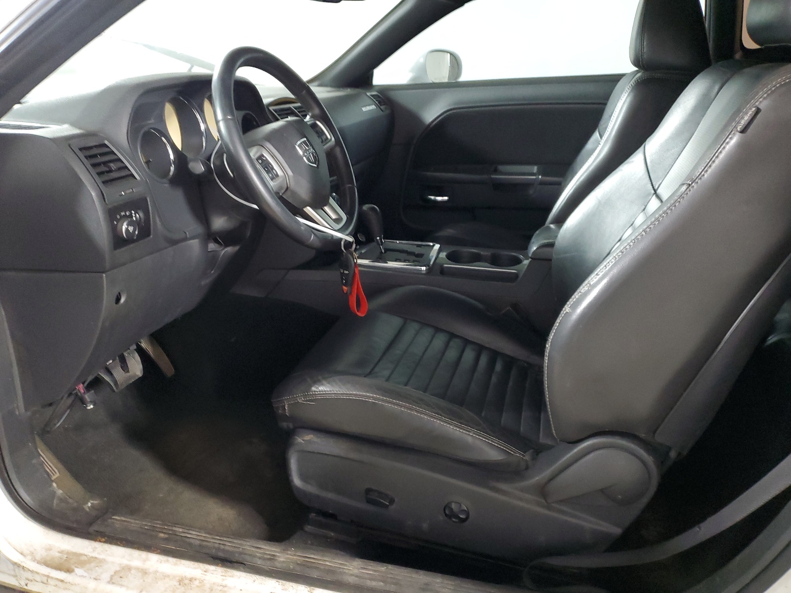 2C3CDYAG8DH540309 2013 Dodge Challenger Sxt