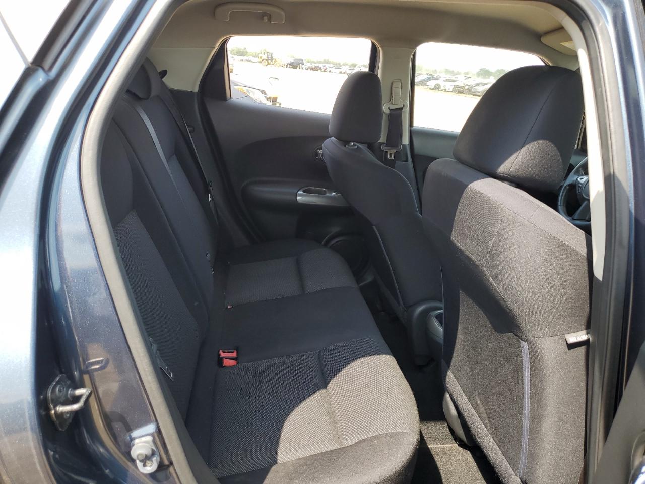 2013 Nissan Juke S VIN: JN8AF5MR5DT205833 Lot: 63908064