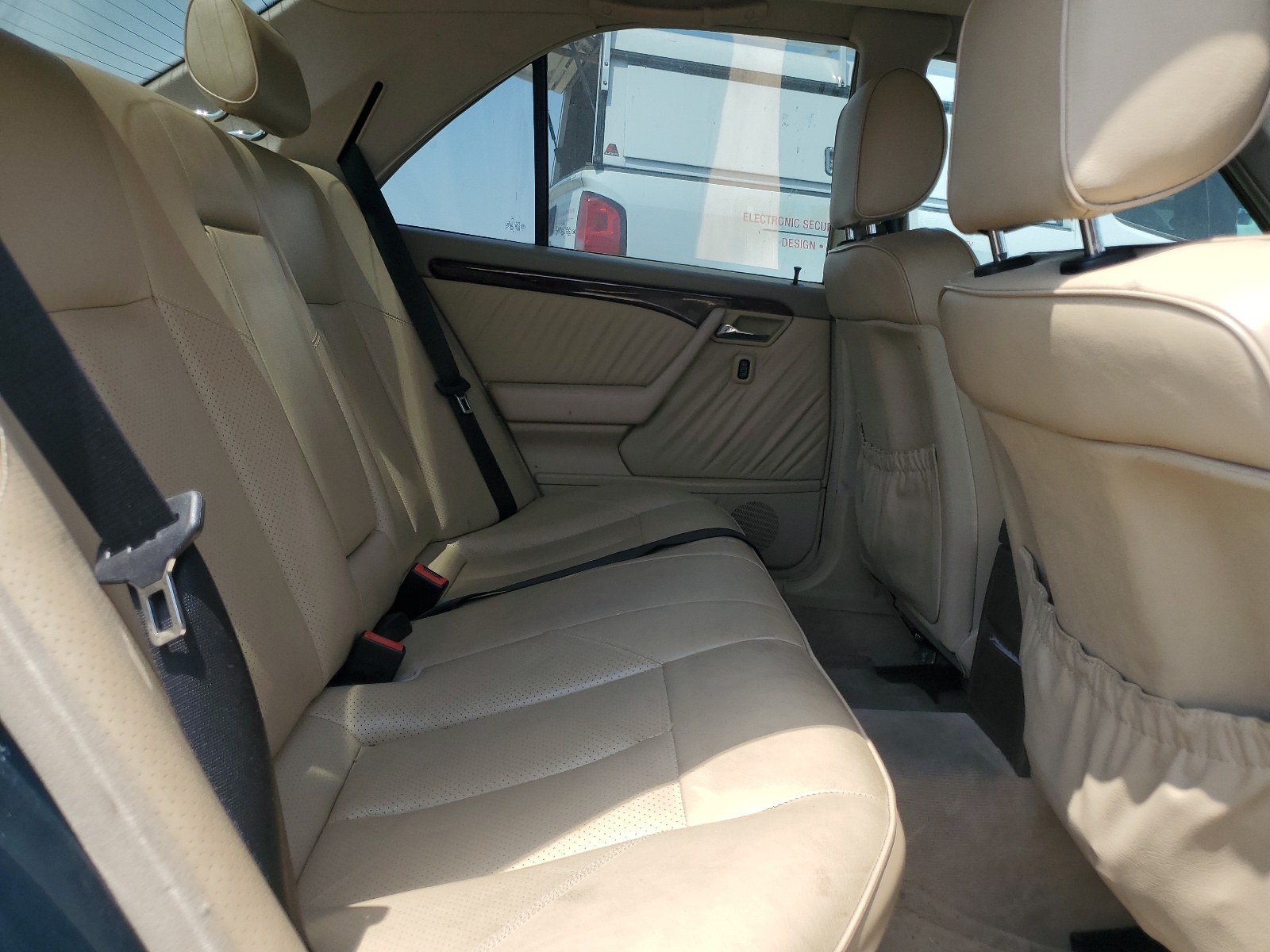 WDBHA28E4TF366247 1996 Mercedes-Benz C 280