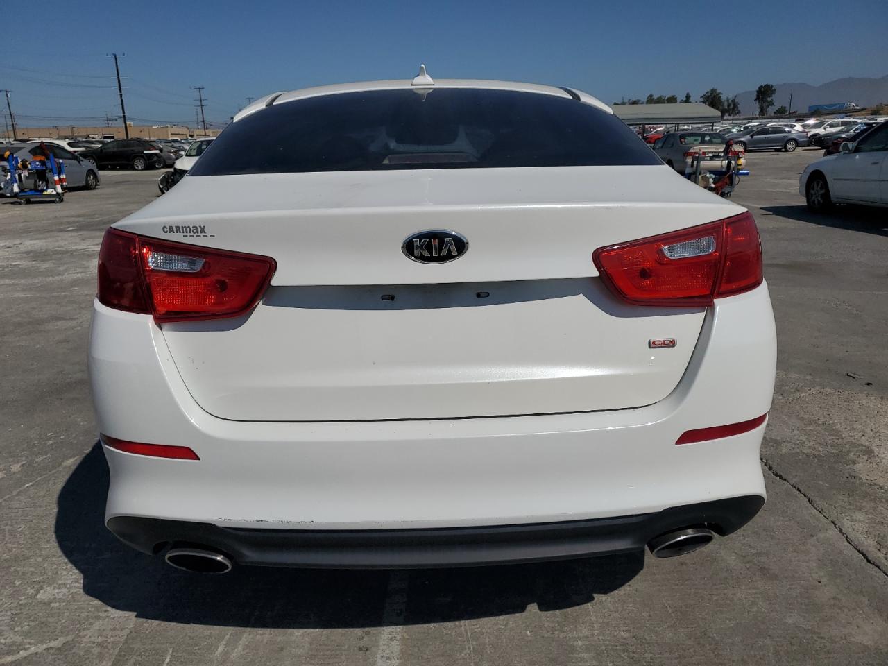 KNAGM4A71F5602470 2015 Kia Optima Lx