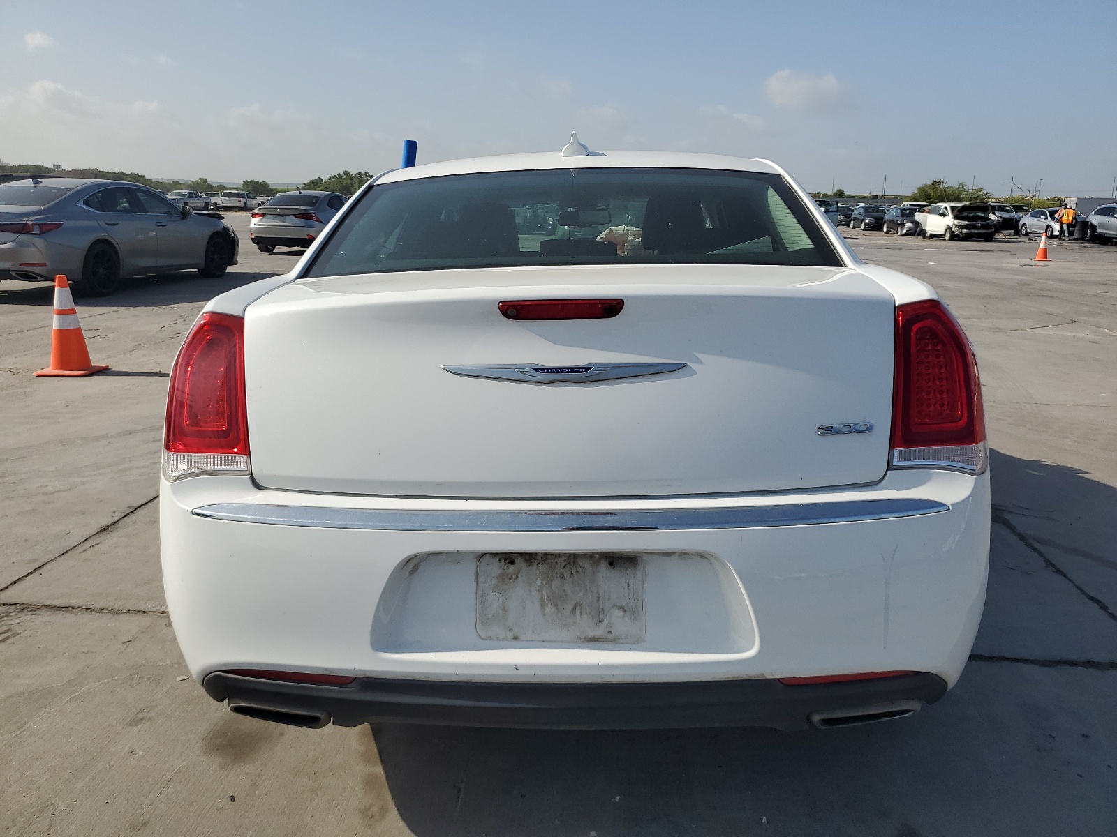 2C3CCAEG6KH689531 2019 Chrysler 300 Limited