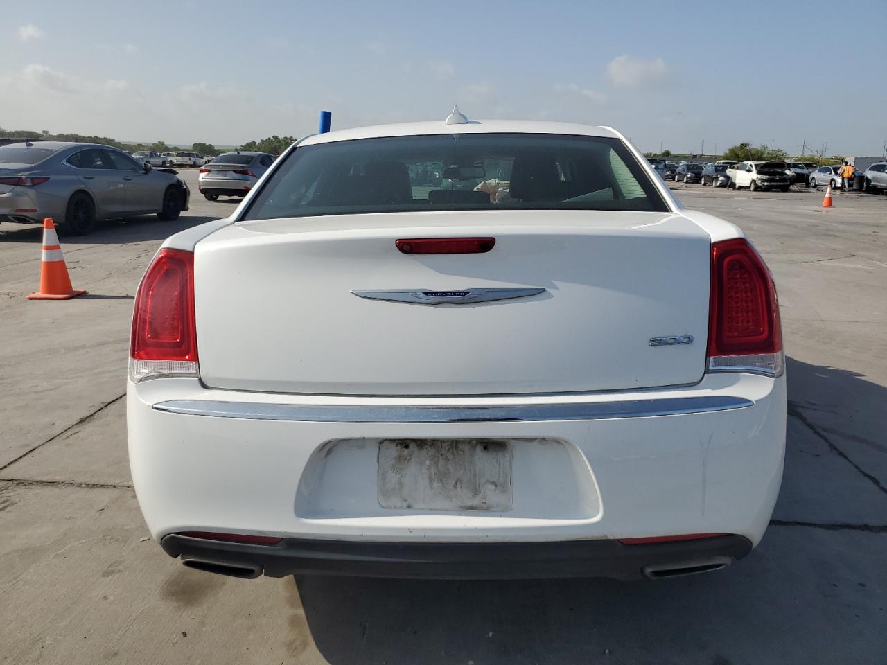 2019 Chrysler 300 Limited VIN: 2C3CCAEG6KH689531 Lot: 65609364