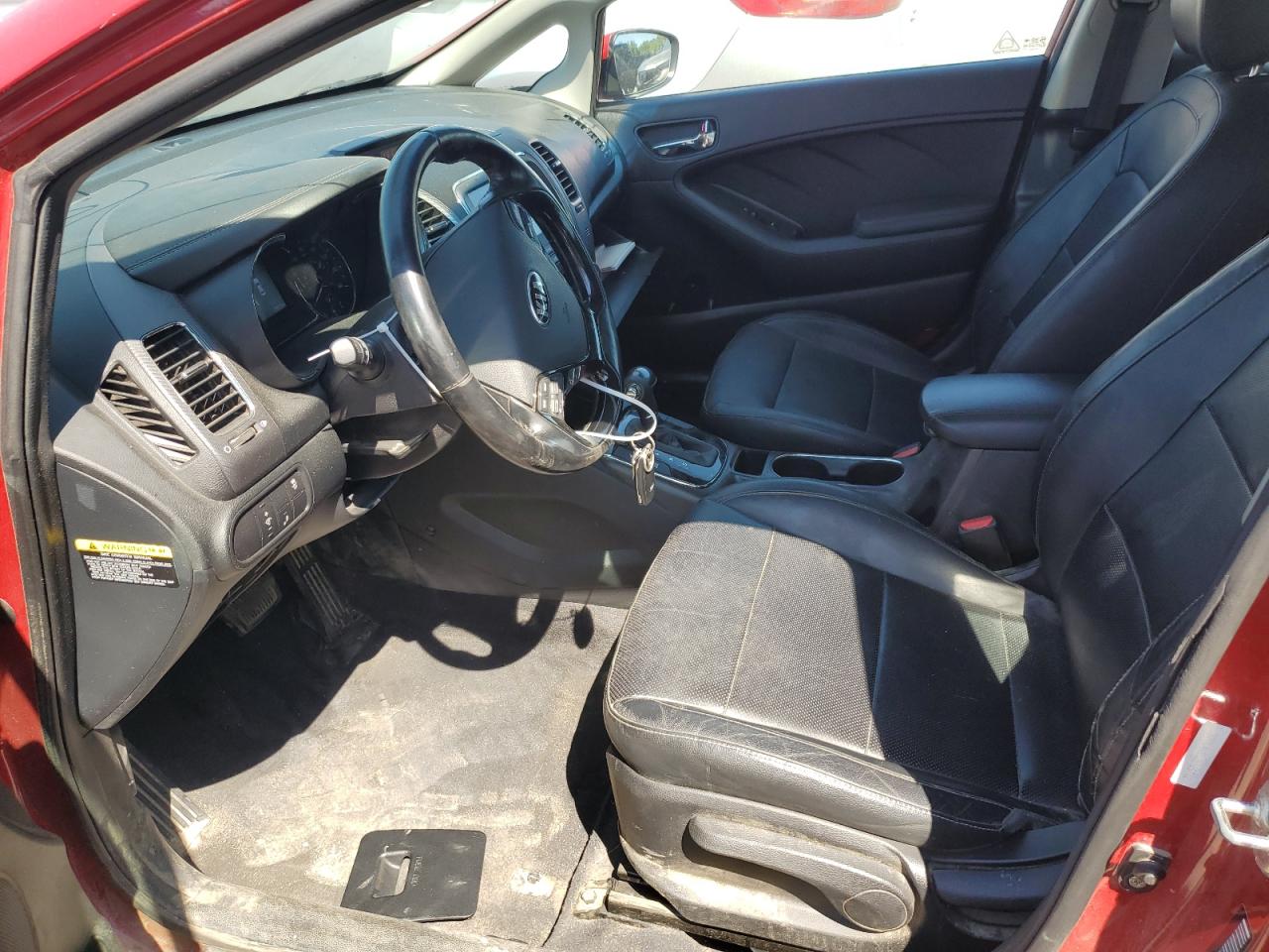 2018 Kia Forte Ex VIN: 3KPFL4A85JE165712 Lot: 61842984