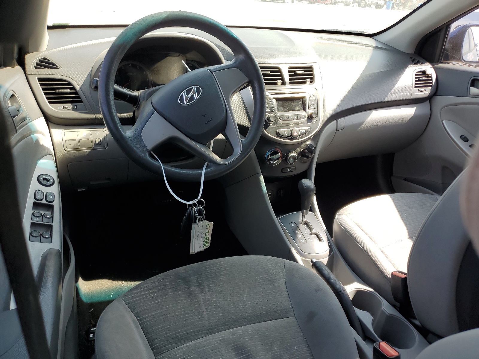 KMHCT4AE9GU033275 2016 Hyundai Accent Se