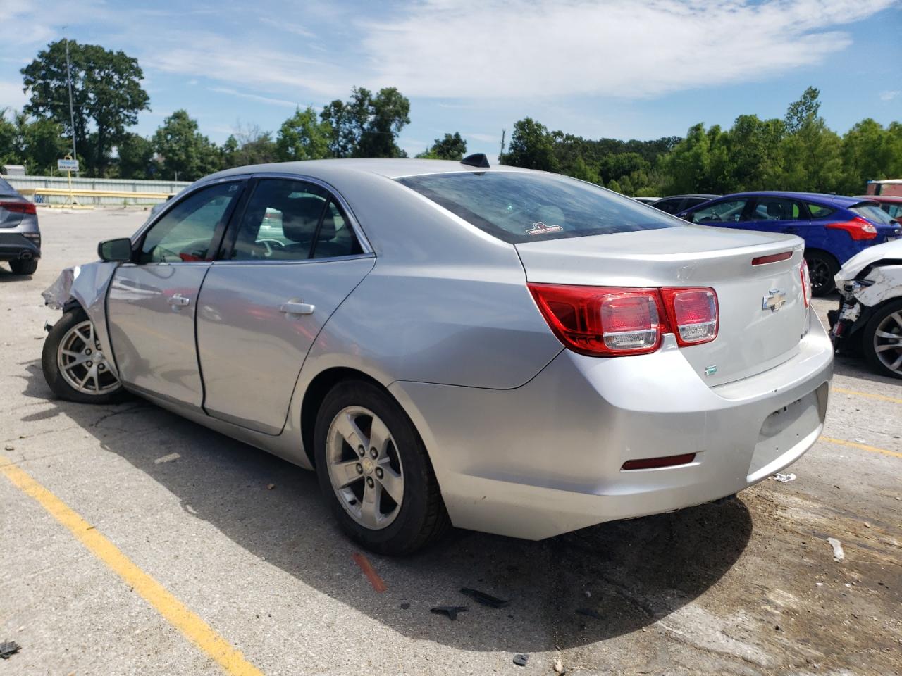 VIN 1G11A5SL3EF243563 2014 CHEVROLET MALIBU no.2