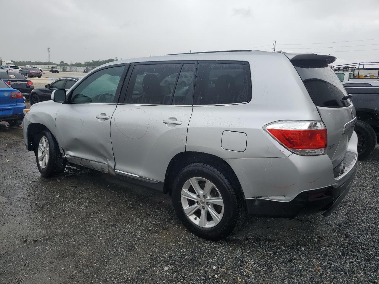 5TDZA3EH9BS009008 2011 Toyota Highlander Base