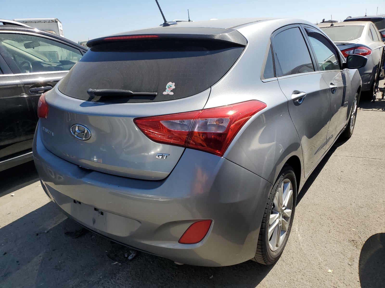 2015 Hyundai Elantra Gt vin: KMHD35LH4FU242682