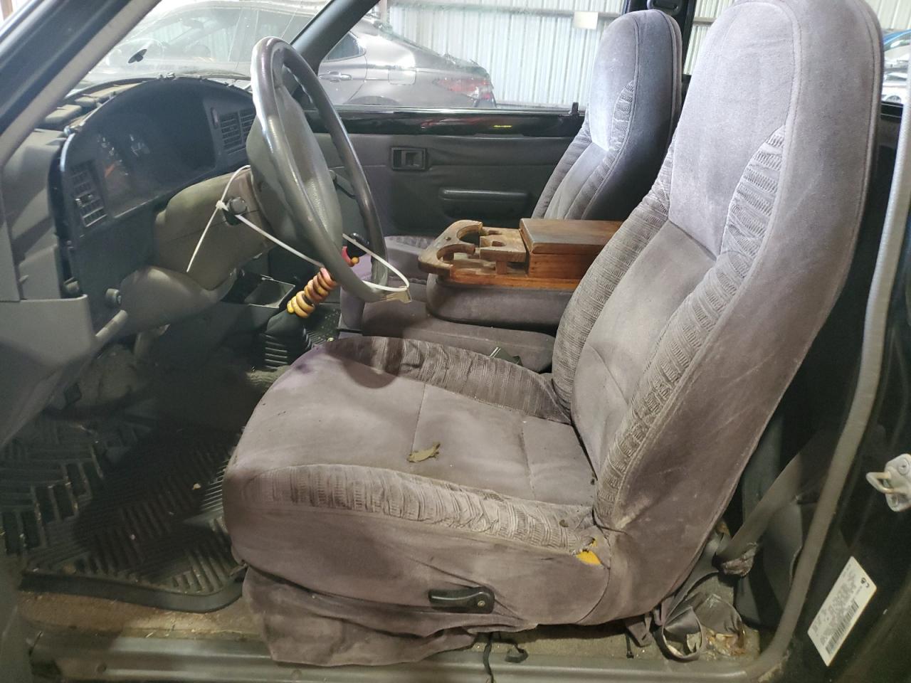 1994 Toyota Pickup 1/2 Ton Short Wheelbase Stb VIN: 4TARN81A2RZ263545 Lot: 61752724