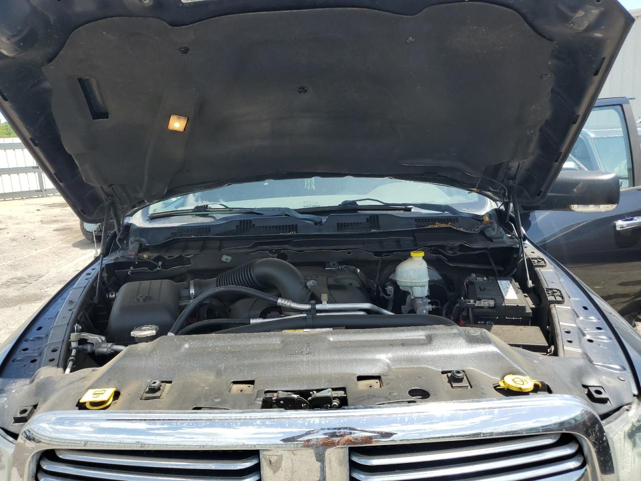 2015 Ram 1500 Slt VIN: 3C6RR7LT9FG599228 Lot: 64177004