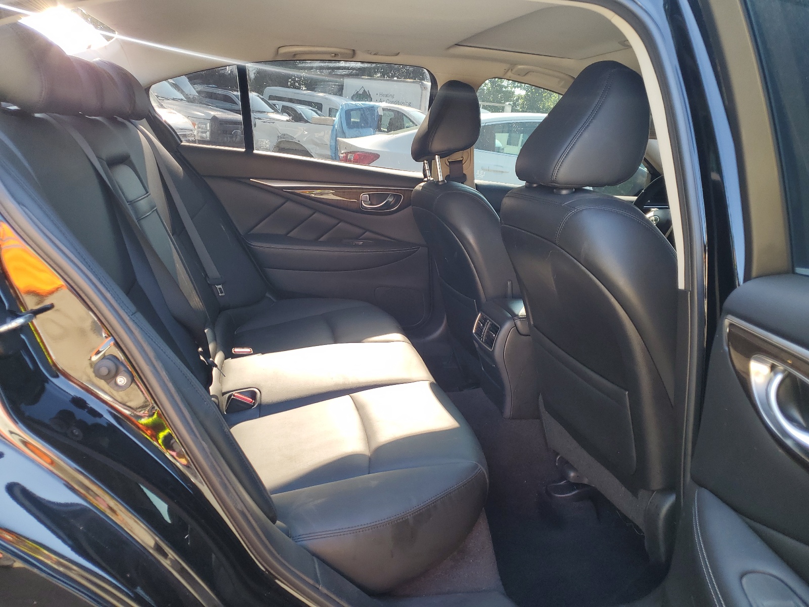 JN1EV7AR4JM435825 2018 Infiniti Q50 Luxe