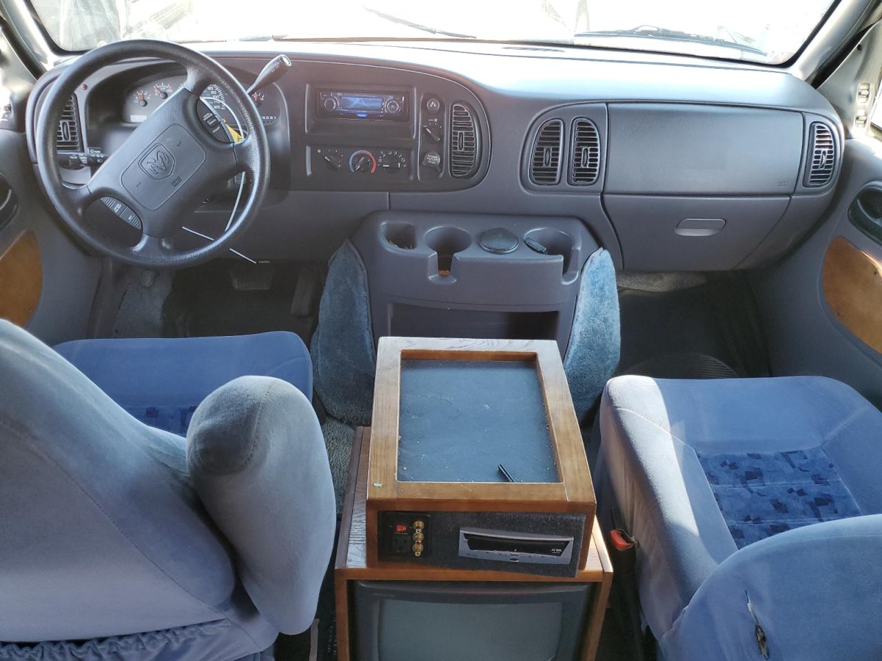 2000 Dodge Ram Van B1500 VIN: 2B6HB11Y4YK129395 Lot: 63708754