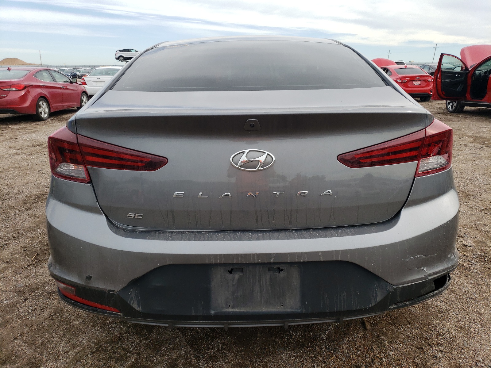 5NPD74LF6KH436698 2019 Hyundai Elantra Se