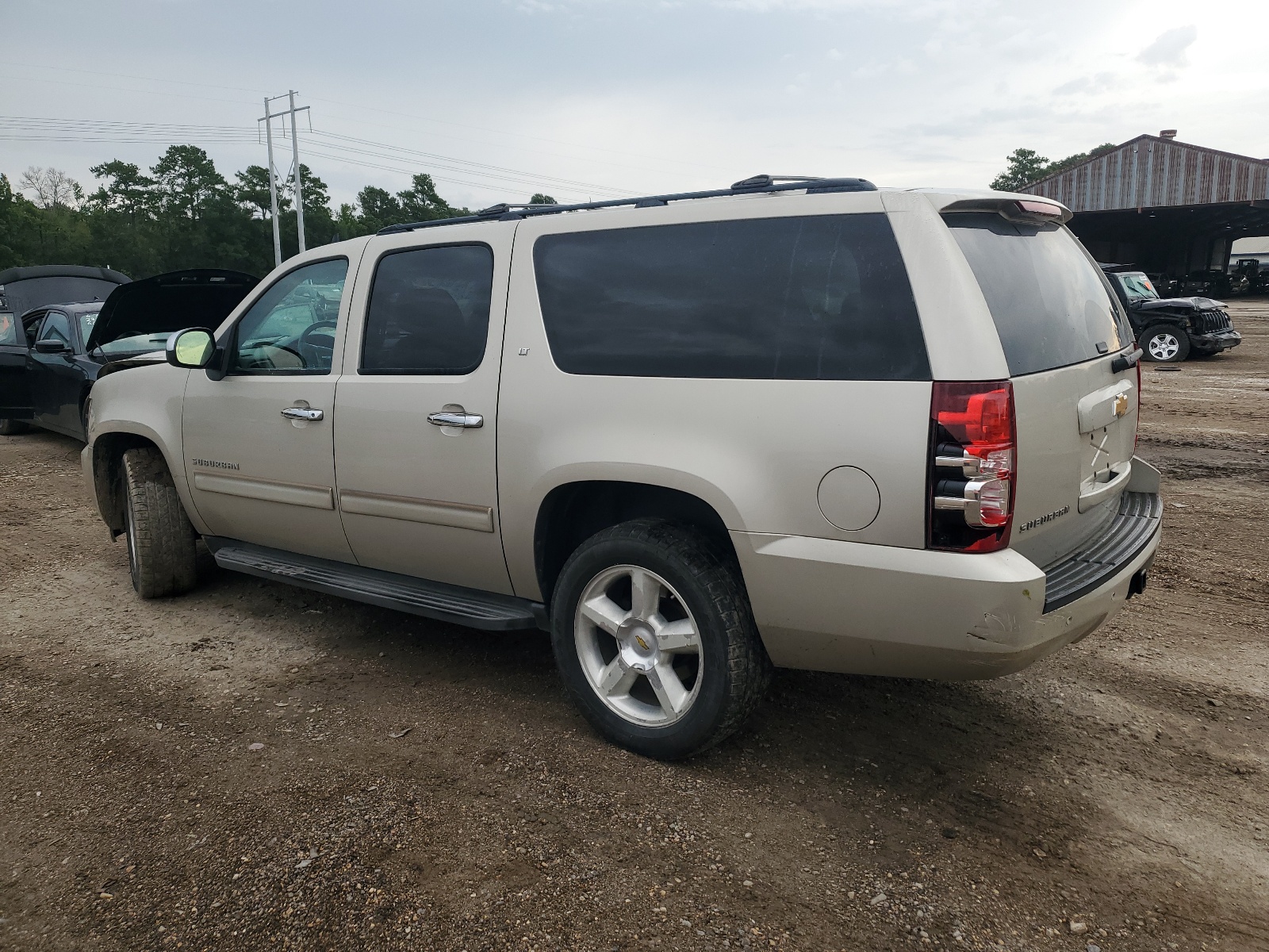 2013 Chevrolet Suburban C1500 Lt vin: 1GNSCJE09DR142743