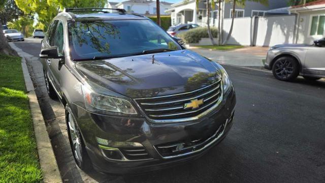 Паркетники CHEVROLET TRAVERSE 2015 Серый