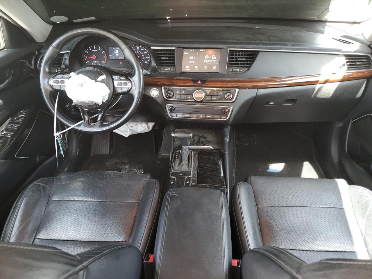 2017 Kia Cadenza Premium VIN: KNALB4J17H5049990 Lot: 65482014