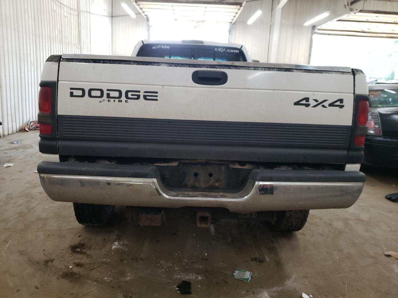 1999 Dodge Ram 2500 VIN: 3B7KF26Z6XM512569 Lot: 61606484