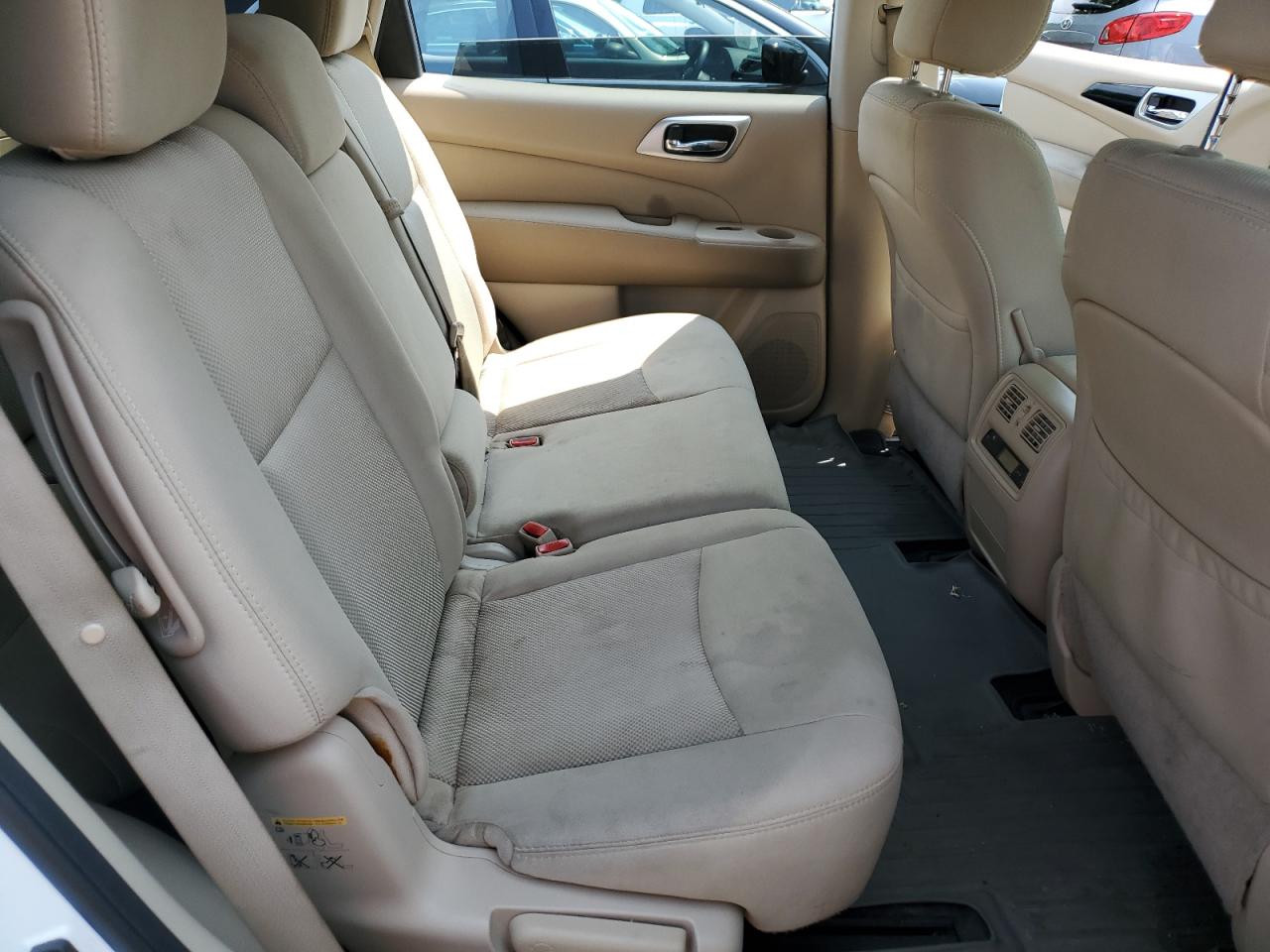 2017 Nissan Pathfinder S VIN: 5N1DR2MM6HC607848 Lot: 64678104