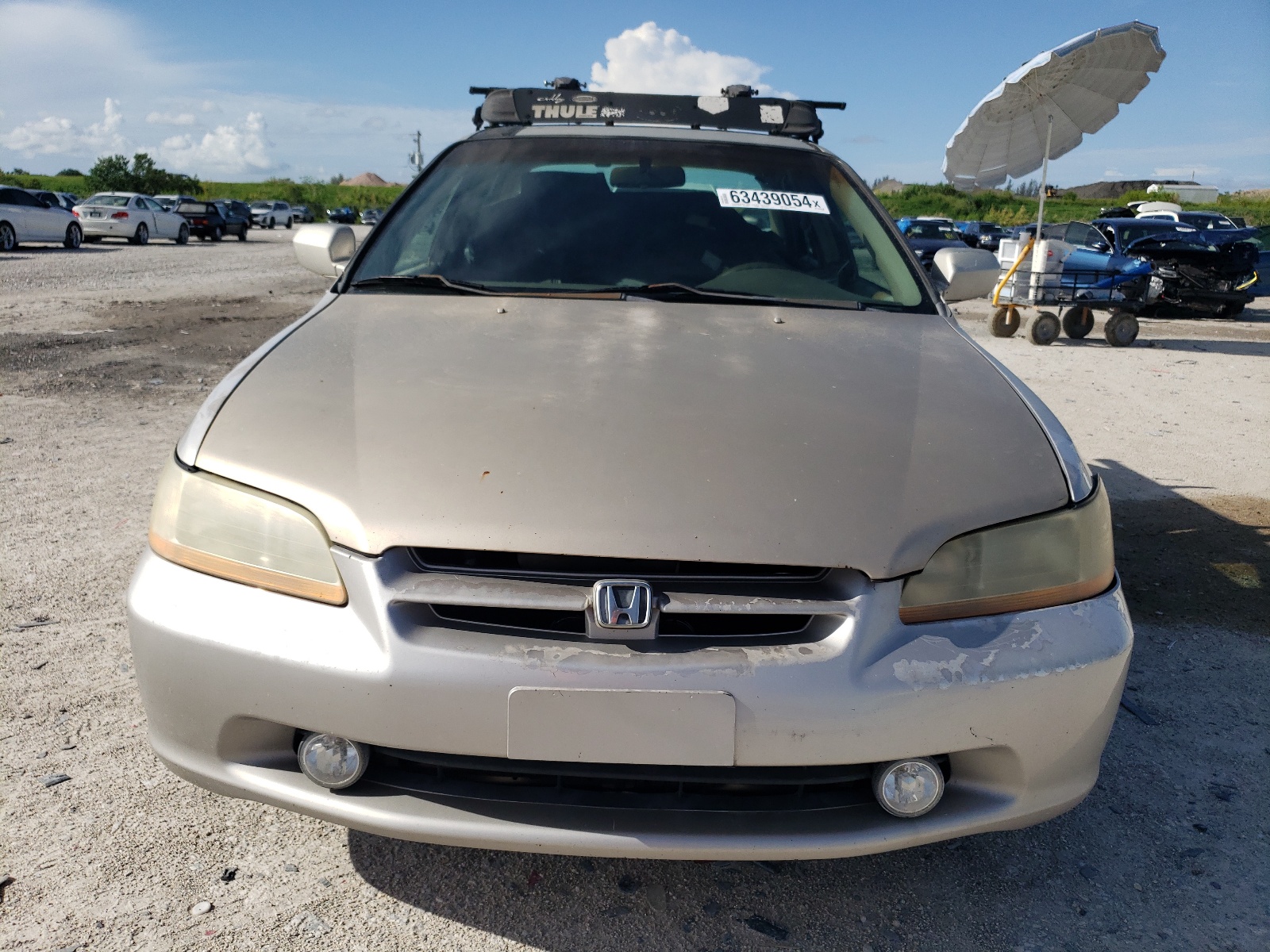 1HGCG5544XA076019 1999 Honda Accord Lx