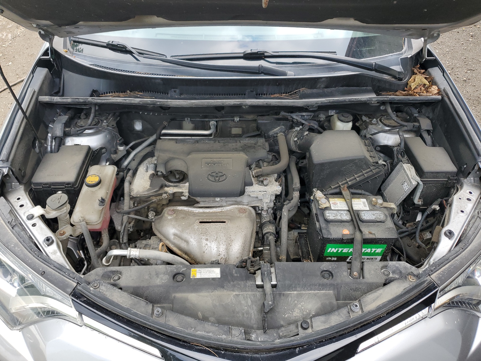 2T3RFREV0GW520168 2016 Toyota Rav4 Xle