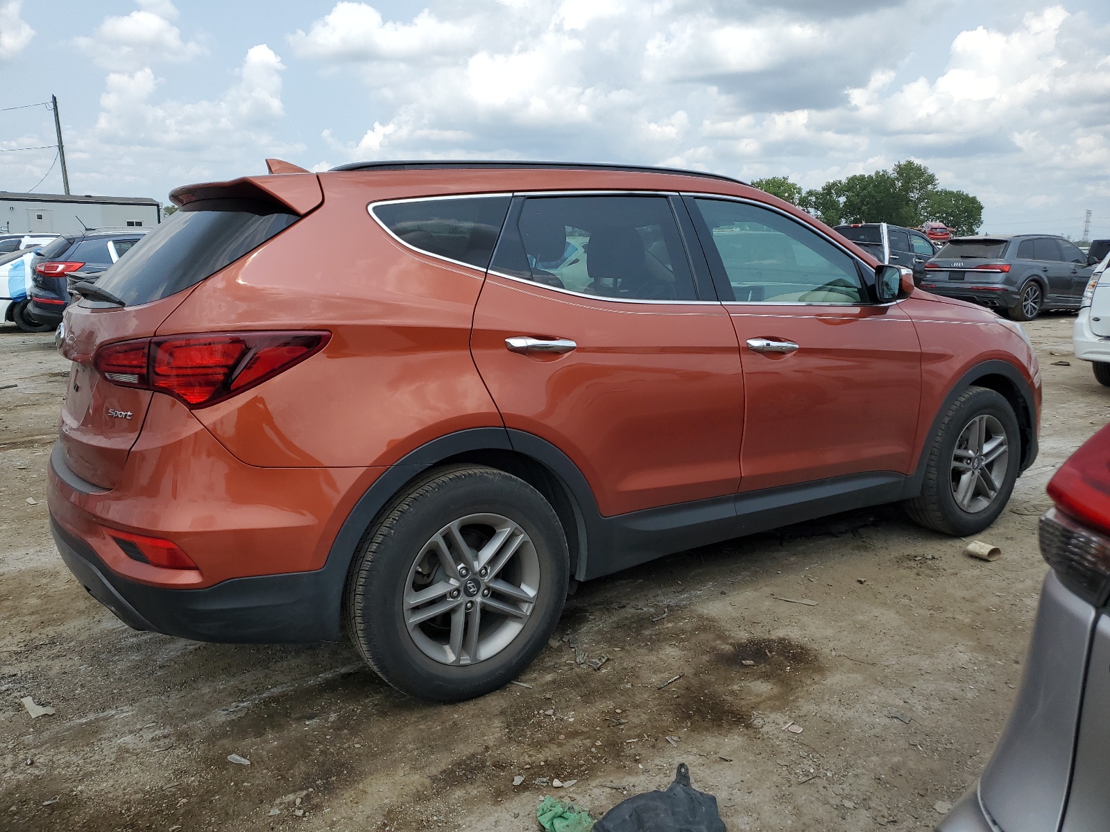 2018 Hyundai Santa Fe Sport vin: 5XYZU3LB6JG508866