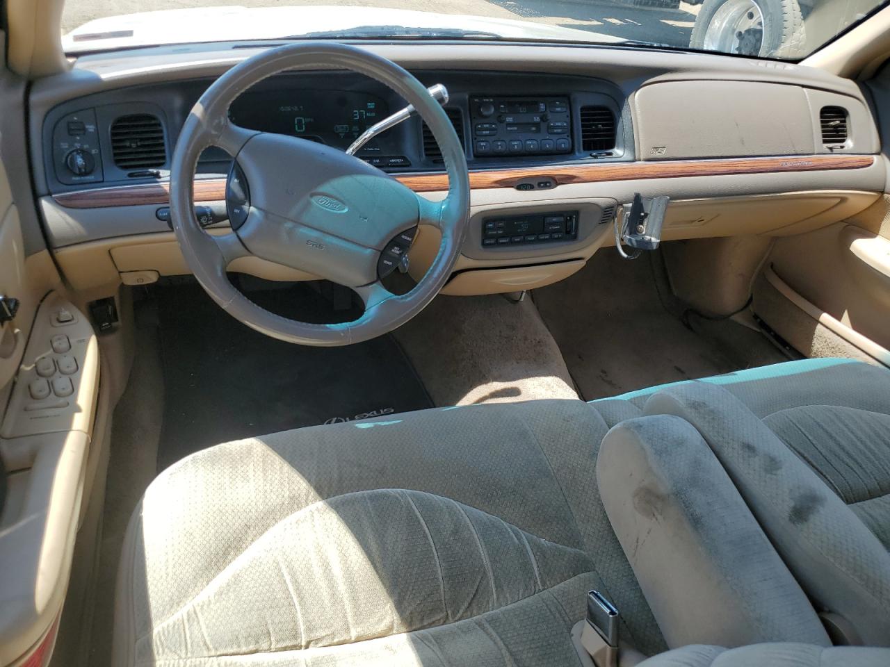 1997 Ford Crown Victoria Lx VIN: 2FALP74W6VX221701 Lot: 62662324