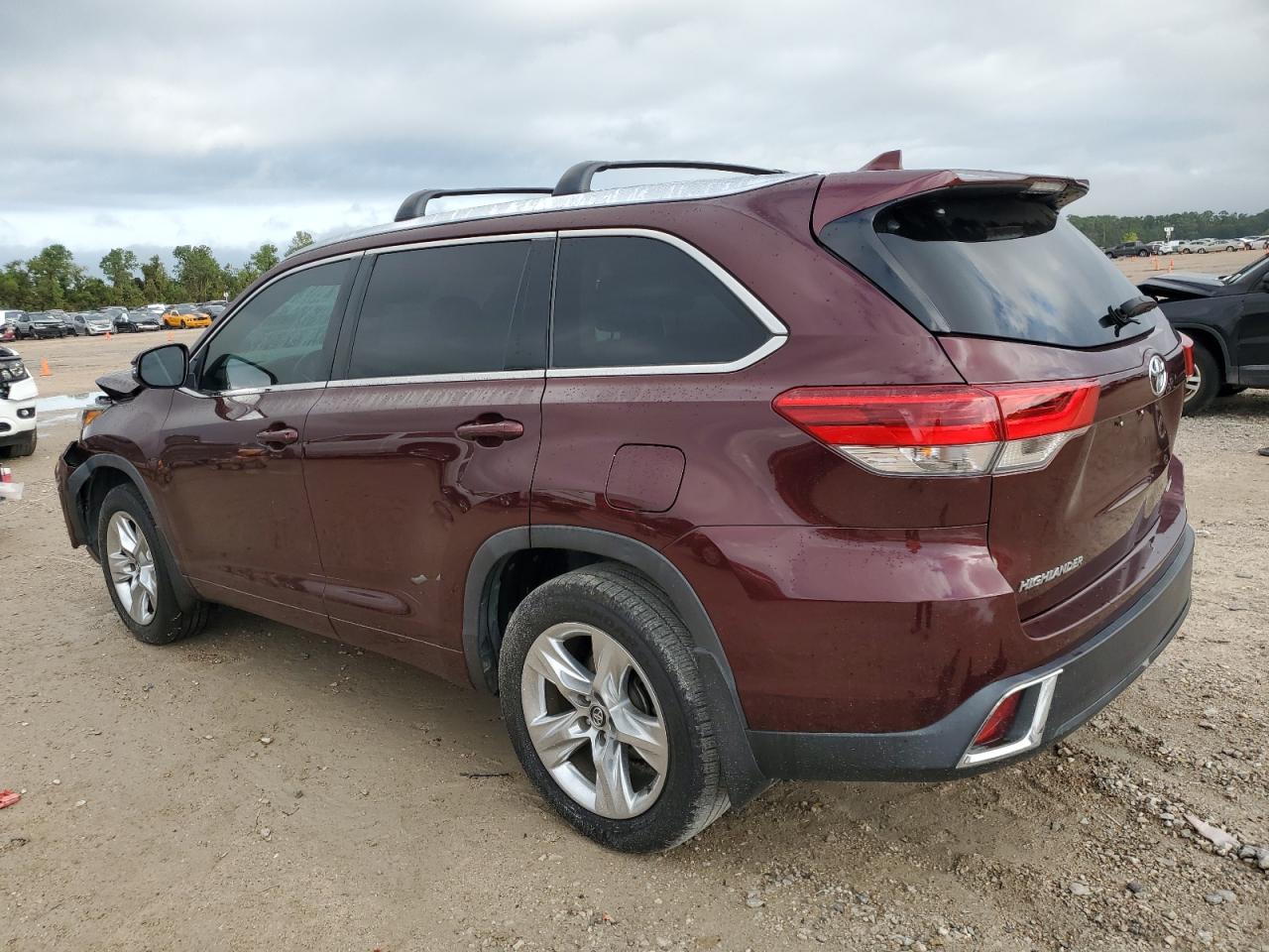 5TDYZRFH2KS337800 2019 TOYOTA HIGHLANDER - Image 2