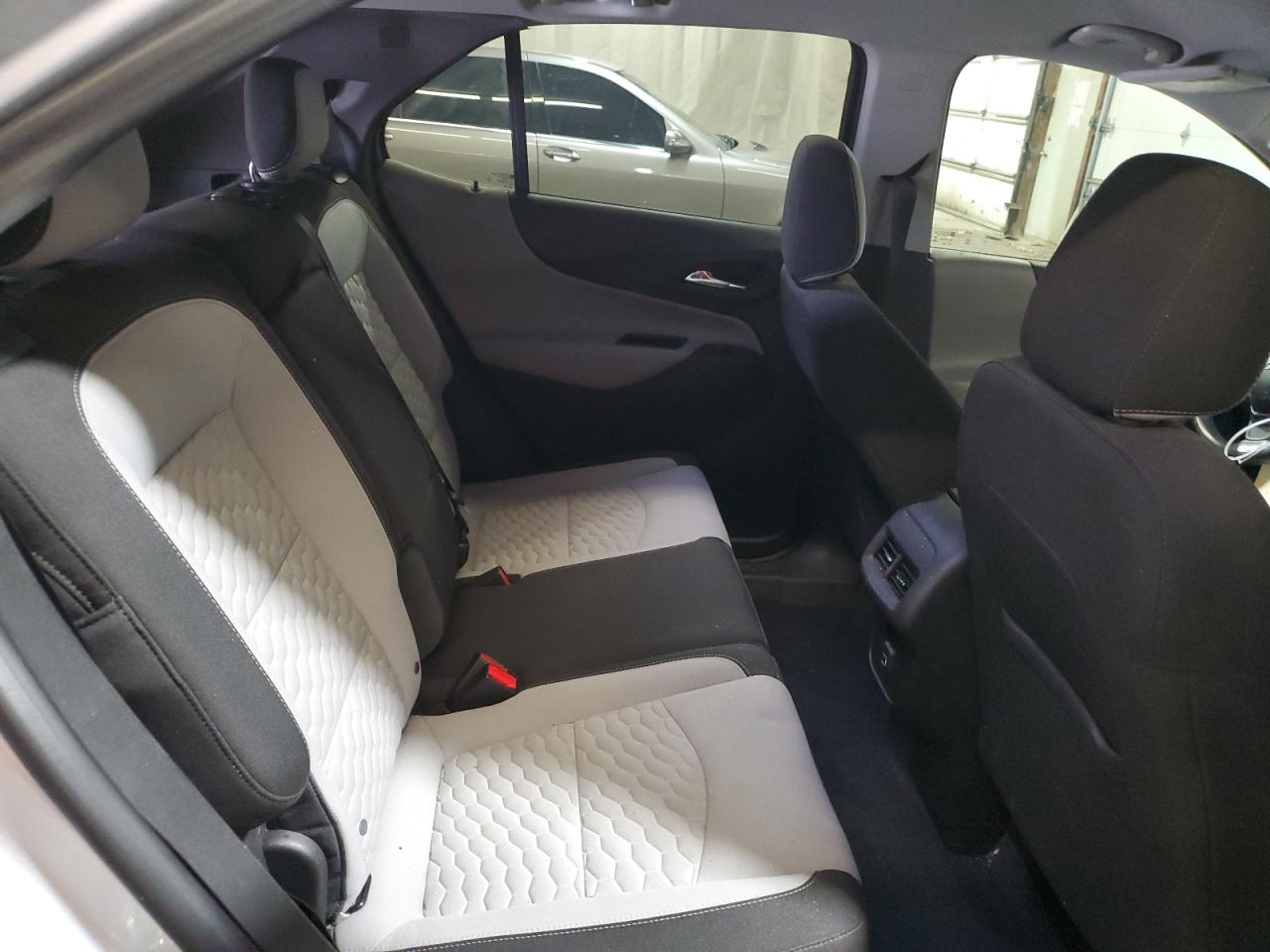 2020 Chevrolet Equinox Ls VIN: 3GNAXHEV9LS690662 Lot: 64547344