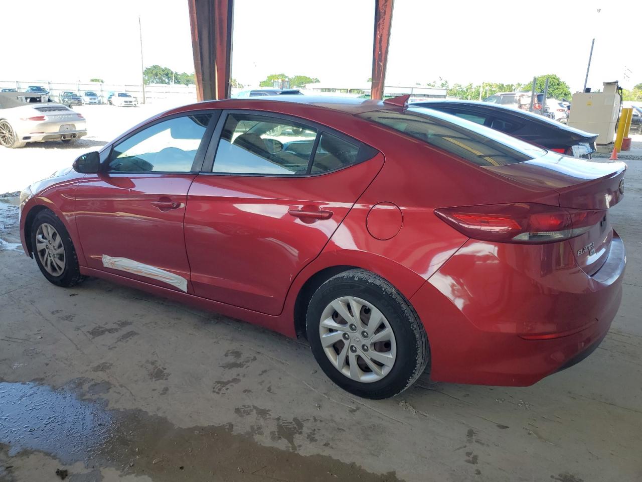 5NPD74LF6HH120565 2017 HYUNDAI ELANTRA - Image 2