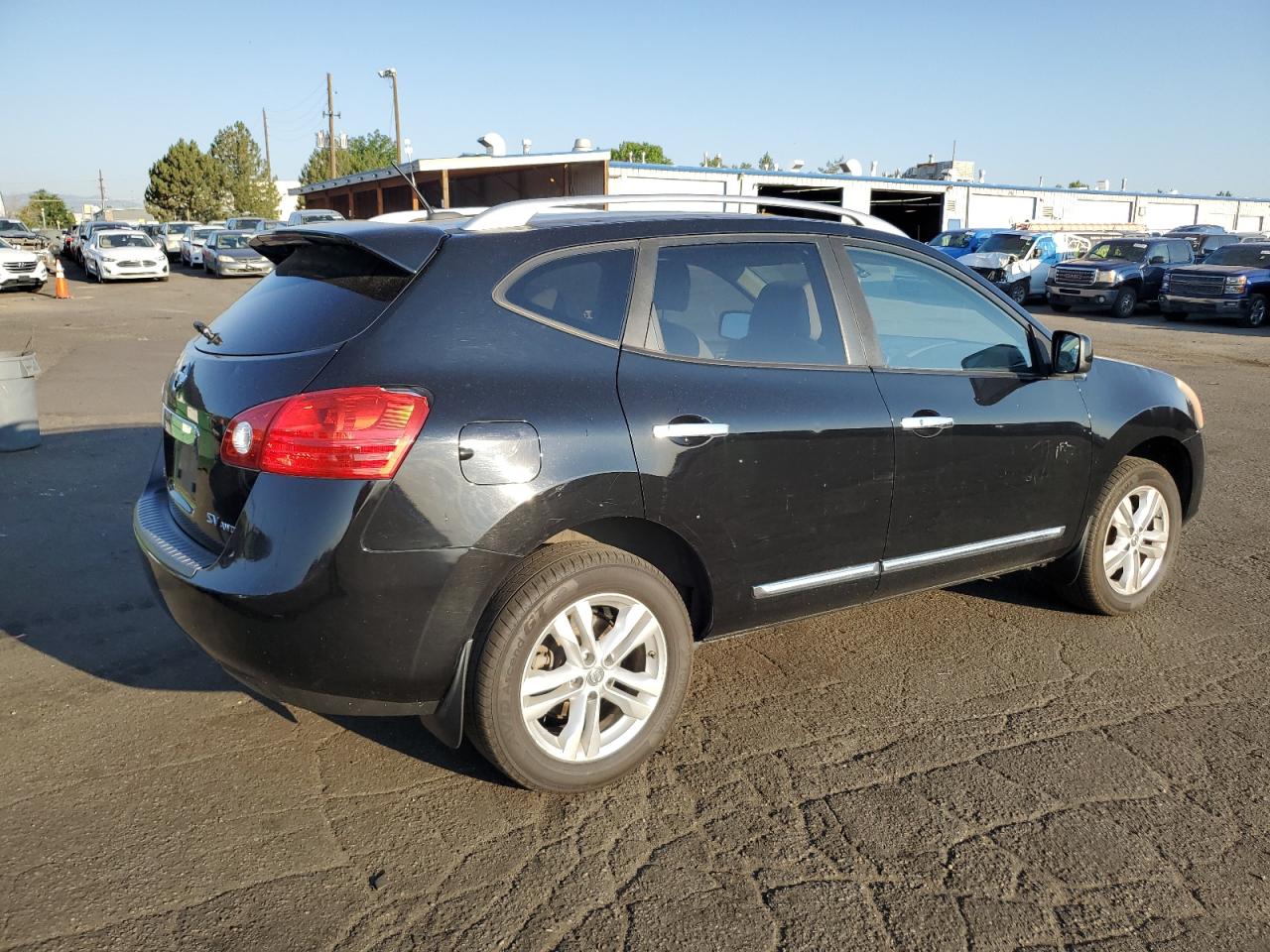 2012 Nissan Rogue - Image 3