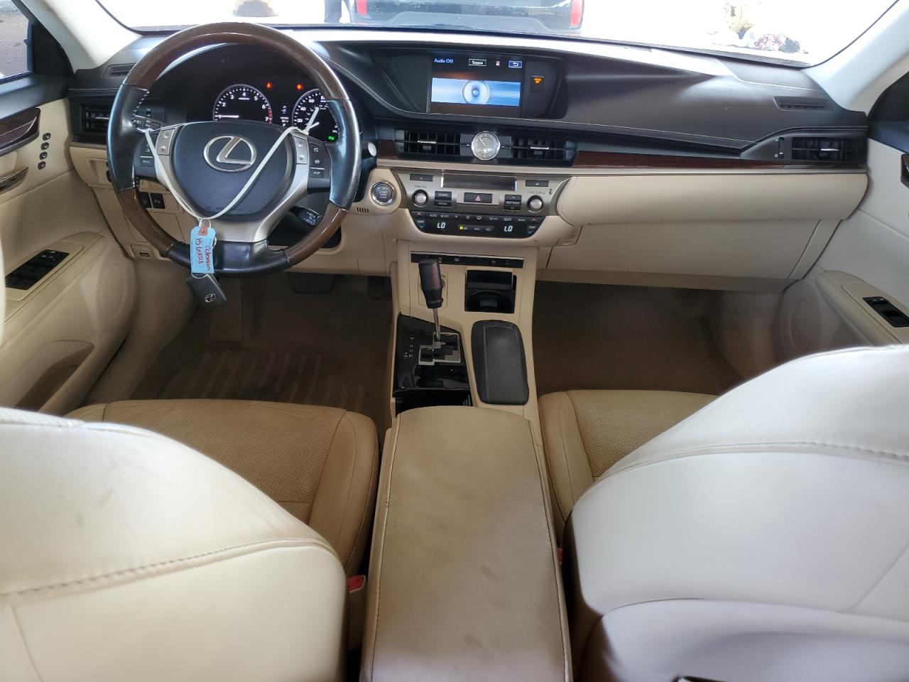 2015 Lexus Es 350 VIN: JTHBK1GG3F2199116 Lot: 63881404