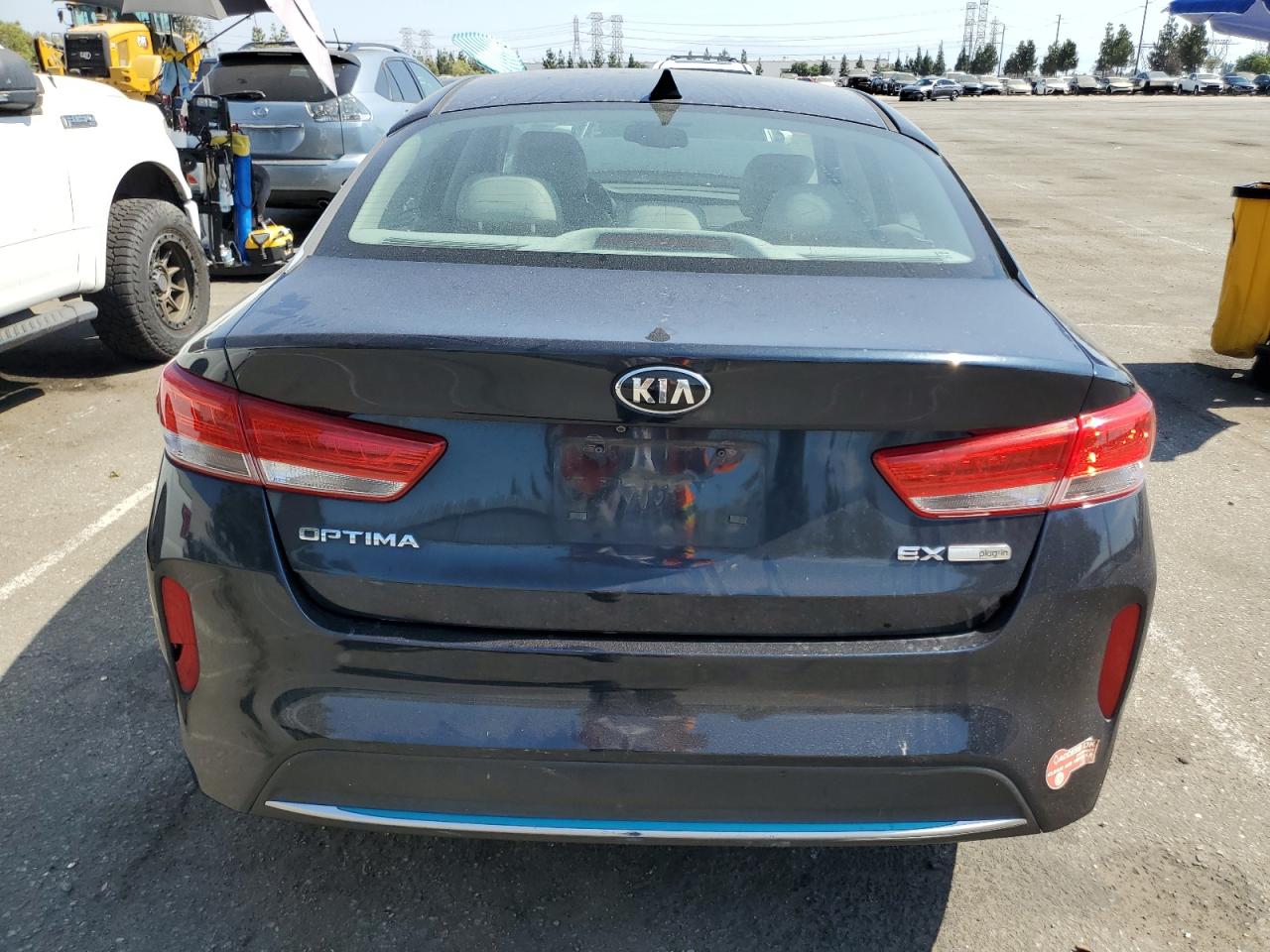 2017 Kia Optima Plug-In Hybrid VIN: KNAGV4LD0H5013882 Lot: 63280084